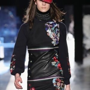 Desigual black sweater w/ gorgeous embroidery